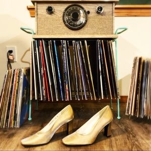 nwot+vtg•stuart weitzman golden block heel pumps